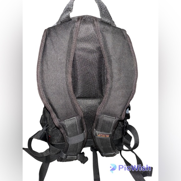 Tamarac Camera Backpack - Picture 5 of 11